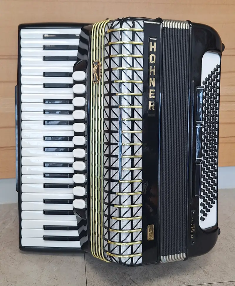 Hohner Atlantic