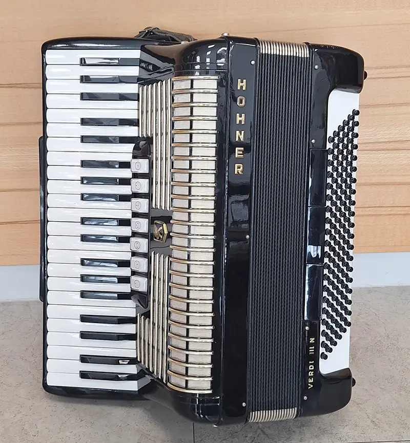 Hohner Verdi III